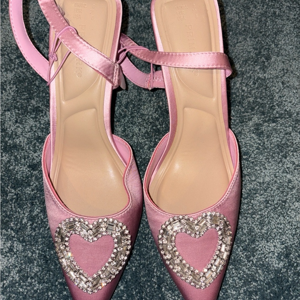 💖 Primark Pink Velvet Heart Heels